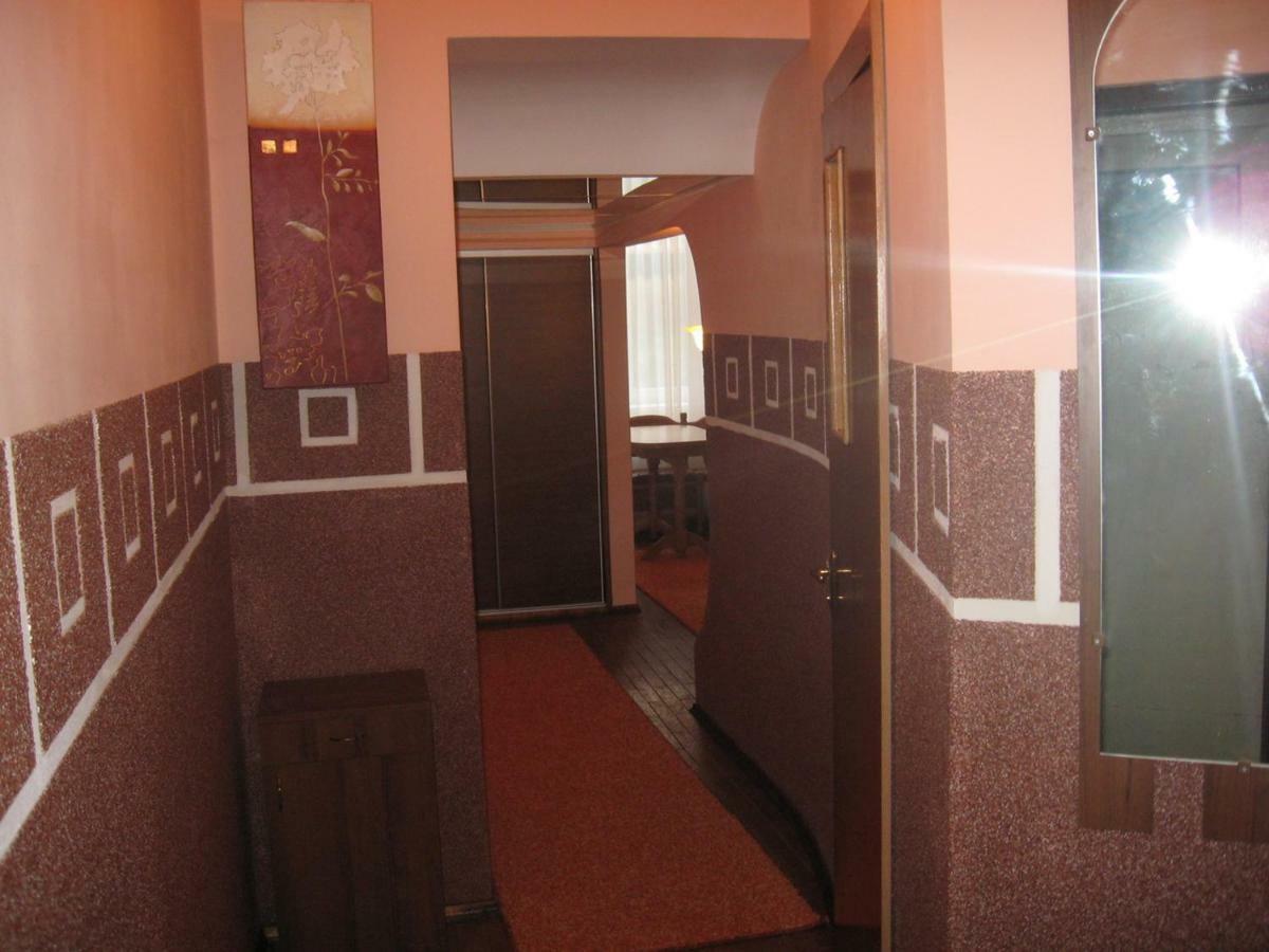 2-Х Рівнева Квартира В Центрі Університет Франка З Парковкою Leópolis Exterior foto