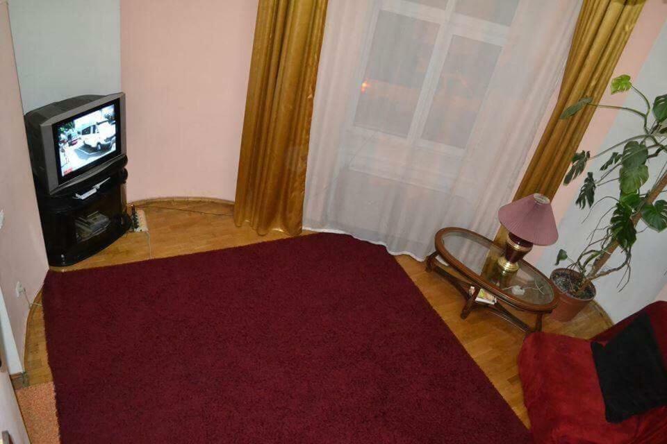 2-Х Рівнева Квартира В Центрі Університет Франка З Парковкою Leópolis Exterior foto
